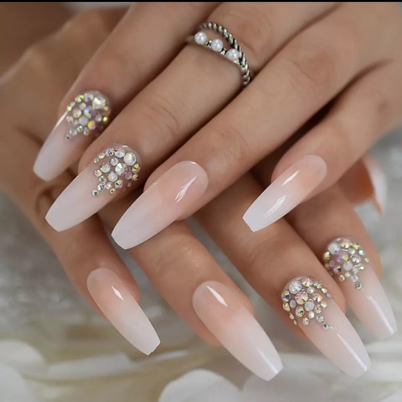 Premium Nails - Picture 1 of 1